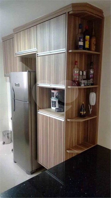 Apartamento com 2 dormitórios