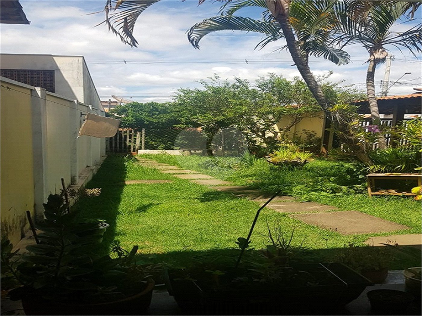 Sobrado à Venda no Parque Fehr – 3 Dormitórios e Área Gourmet em Rua Tranquila