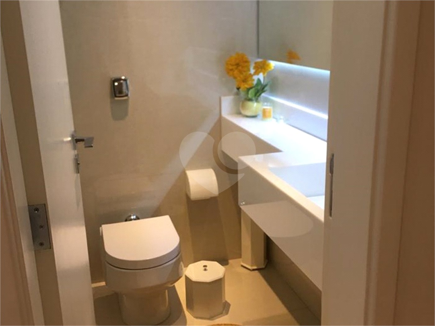 Apartamento para venda Alto de Santana com 220 m² de área primativa.