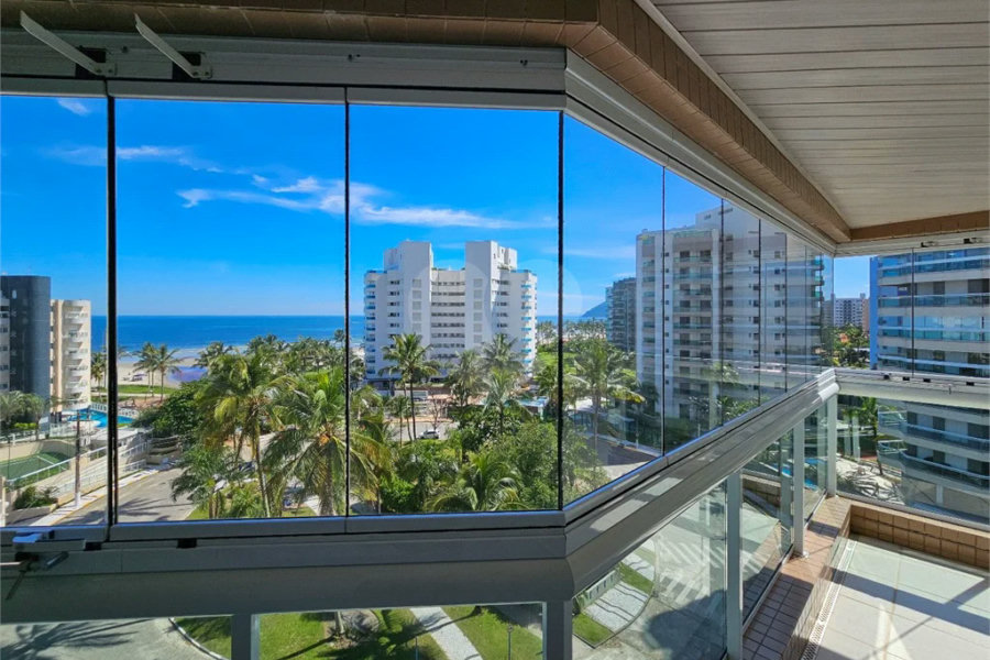 Apartamento à venda com 3 quartos, sendo 1 suíte, em Riviera de São Lourenço, Bertioga, SP