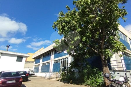 Galpão com 4.000 m² à venda em São Mateus