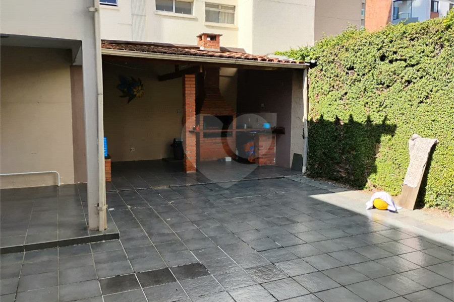 Vende-se ou Aluga-se Casa com 400 m2 na Vila Mascote
