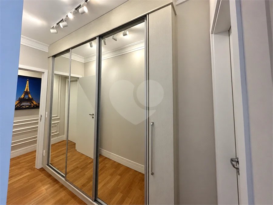 Apartamento de 127 m² em andar alto, com vista livre, 3 suítes planejadas, sacada gourmet envidraçada, 2 vagas e lazer completo, próximo ao Shopping Golden Square e à Avenida Kennedy.