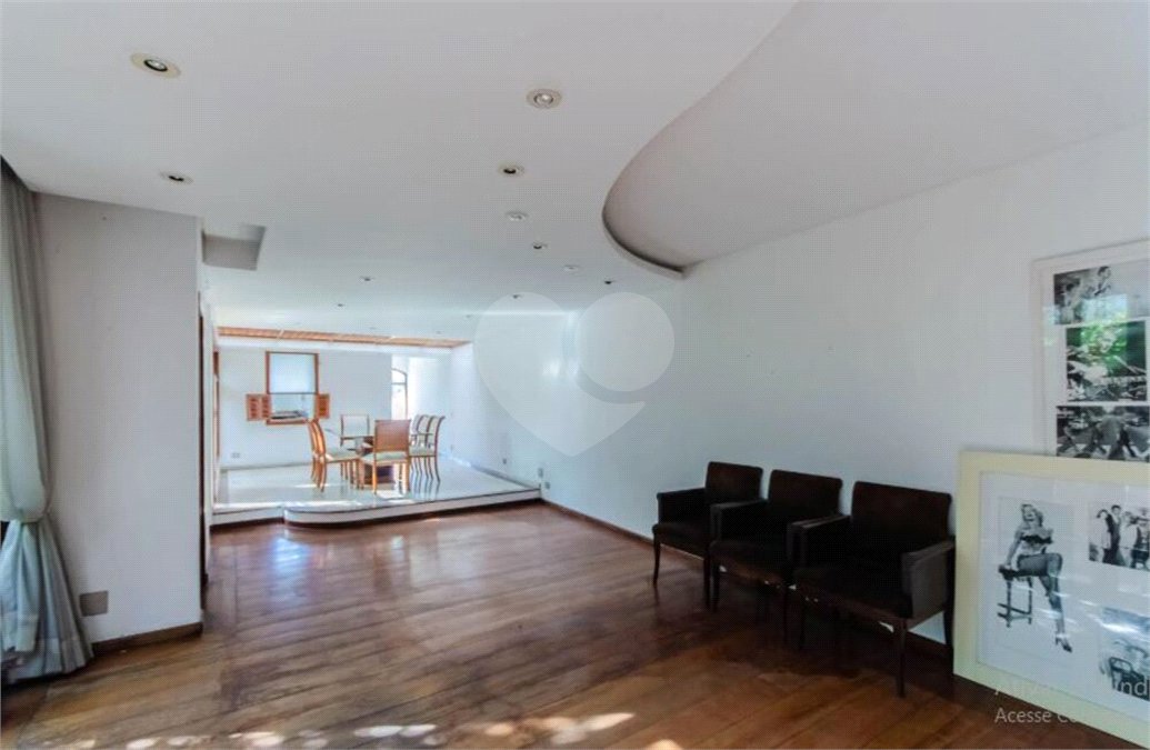 Casa para venda no Jardim da Gloria 4 dormitórios 2 suítes 4 vagas