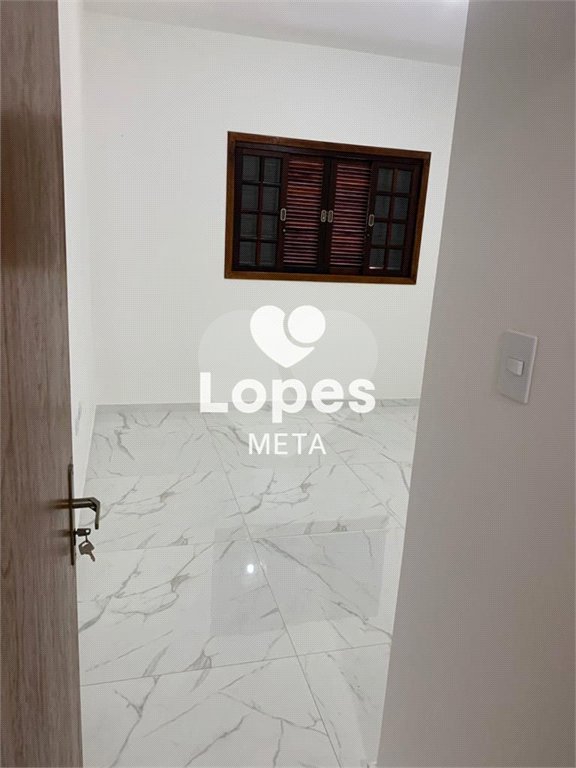CASA EM CONDOMINIO FECHADO, A VENDA, 3 DORMITORIOS 1 SENDO SUITE, 2 VAGAS DE GARAGEM, SJC/SP