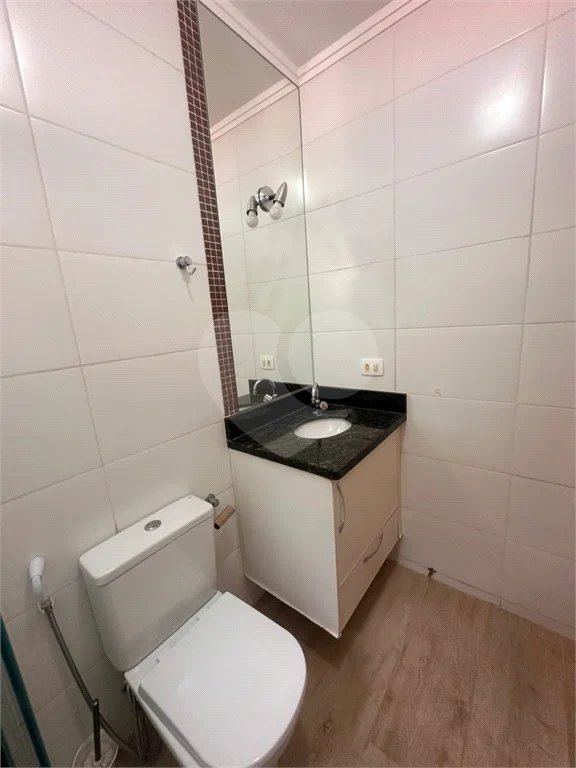 Casa de Condomínio com 3 Quartos e 2 banheiros à Venda, 311 m² por R$ 750.000