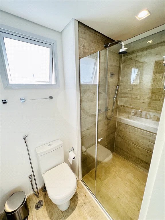 Apartamento venda / locação Vila Nova Conceição, 80m², andar alto, 1 suíte e 2 vagas