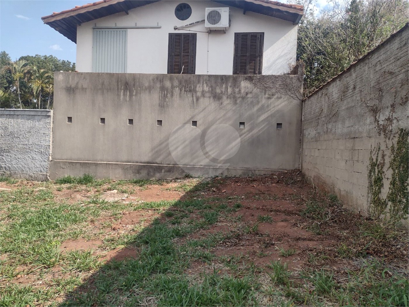 Terreno á venda no Residencial Sambambaia