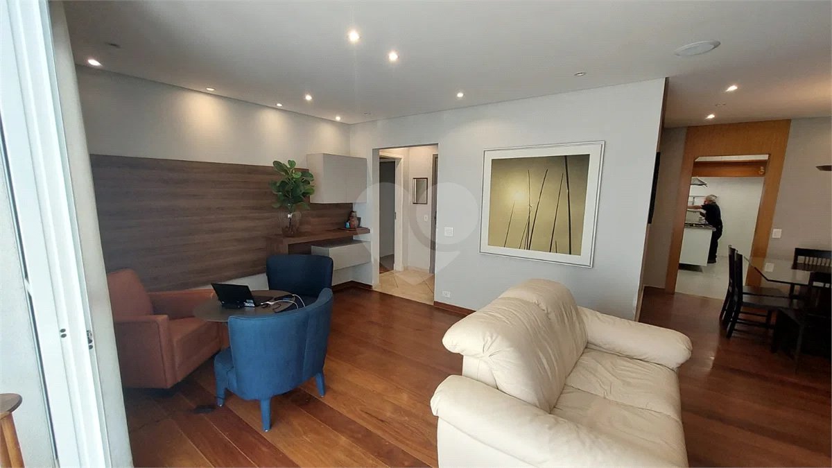 Apartamento de 3 quartos, mobiliado, para locação no Paraíso