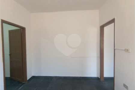 Casa para Locação no Jardim Pau Preto – Indaiatuba/SP - 3 dormitórios, quintal e garagem com portão manual