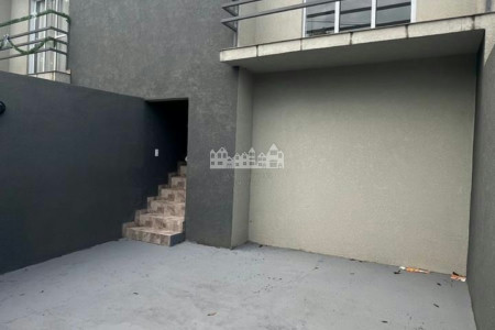 Casa à venda com 2 quartos, sendo 1 suíte, em Jardim Imperial, Atibaia, SP