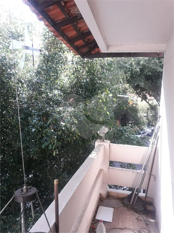 APARTAMENTO DE 3 QUARTOS À VENDA NO PARAÍSO