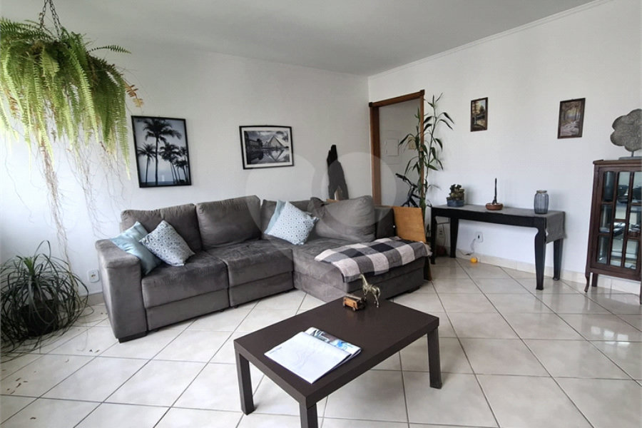 Apartamento em Pinheiros, Andar alto 02 dormitórios e 01 vaga