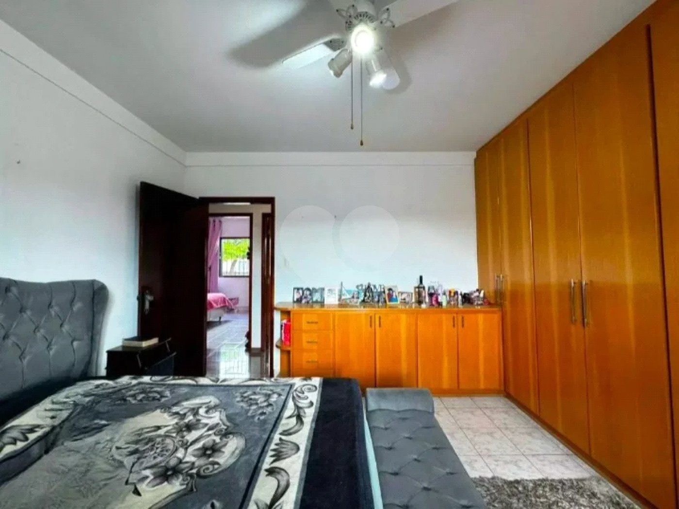 Casa com 124m² , 3 dormitórios , 4 vagas de garagem , à venda , na Vila Sacadura Cabral em Santo André.