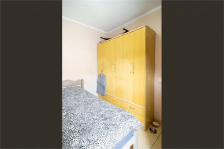 Casa para venda e locação no Campo Belo de 120M² com 3 dormitórios, 1 suíte e 3 vagas