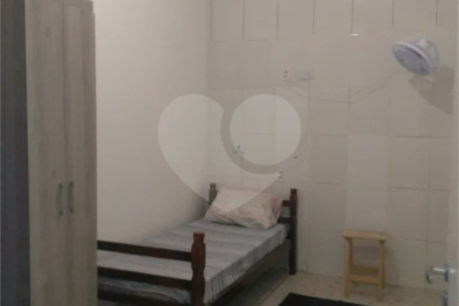 Imóvel Comercial para Venda ou Locação em ótima localização na Rua Palacete das Águias, 300.