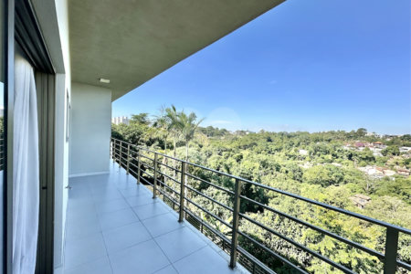 Casa á venda - Granja Viana
