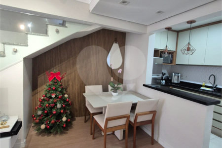 Casa em condomínio , com 72m² , 2 dormitórios , 1 vaga , à venda no bairro da Penha.
