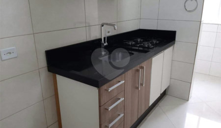 Apartamento à venda com 2 quartos em Cidade Líder, São Paulo, SP