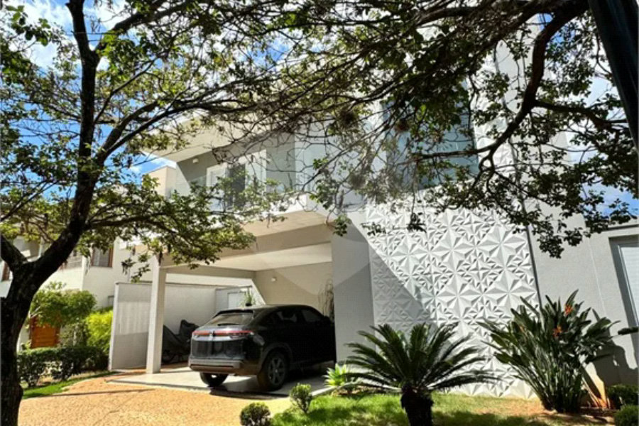 Belíssimo sobrado com 3 quartos, à venda no Condomínio Parque dos Ypês, em Piracicaba/SP.