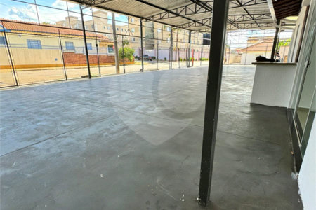 Galpão comercial no Centro para venda ou locação