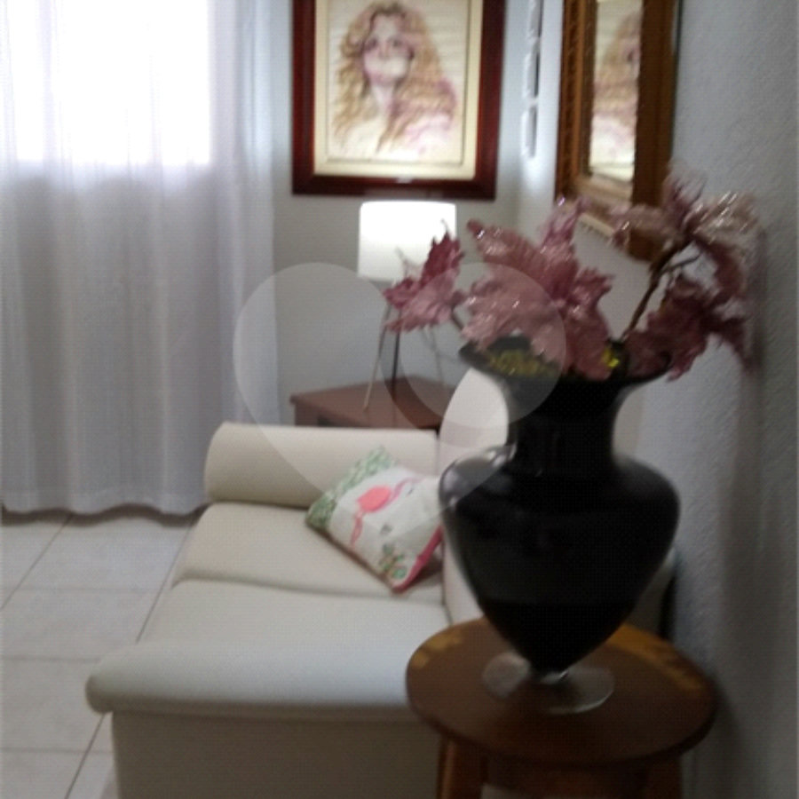 Indaiatuba - Jardim Regente -A casa tem 120 ms de construção - ter. 125,00 ms - R$ 855.000,00