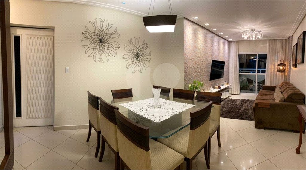 Apartamento à venda no Tatuapé, com 108 m², 3 quartos, 1 suíte, 2 vagas de garagem