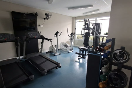 Apartamento com 2 vagas no Campo Belo