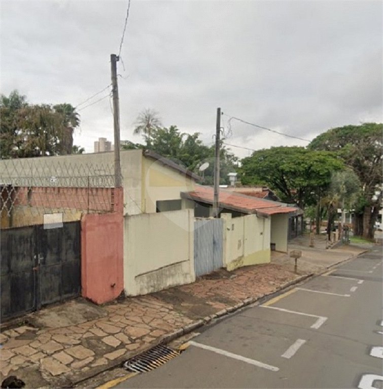 Casa térrea no Centro