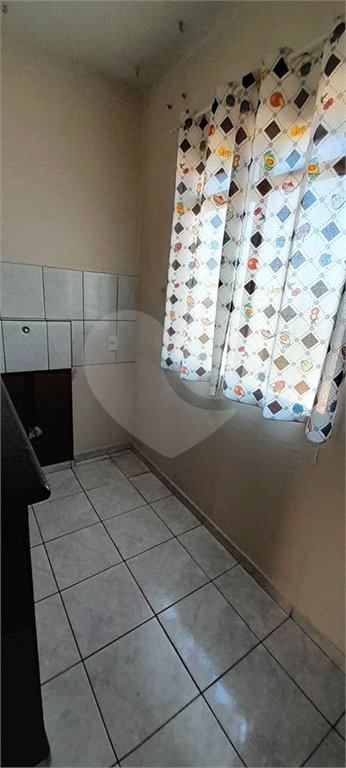 Apartamento no Condomínio Residencial Jardim das Torres