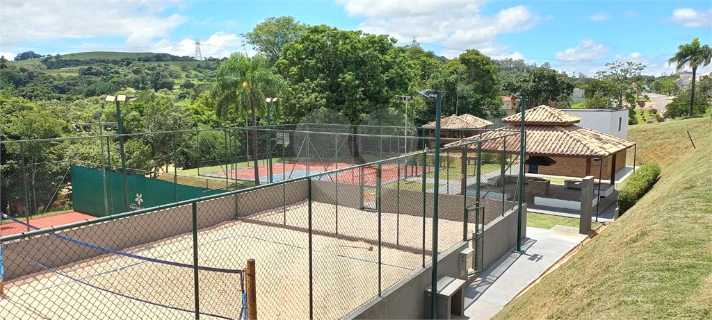 Terreno à Venda no Condomínio Santa Isabel 1