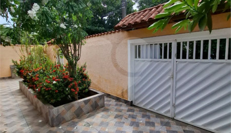 Casa Térrea à venda com 4 quartos, sendo 1 suíte, em Campo Grande, Rio de Janeiro, RJ