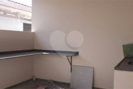 Casa térrea para venda, com 3 dormitórios, sendo 1 suíte.