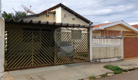 Casa à venda com 2 quartos em Jardim Ricetti, São Carlos, SP