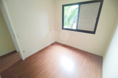 Apartamento - Próximo do metro Saúde - 2 quartos - 1 suíte - varanda - 2 vagas