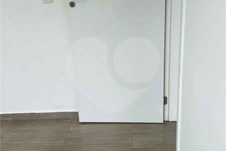 Apartamento com 40m², 2 quartos, para locação no Cambuci