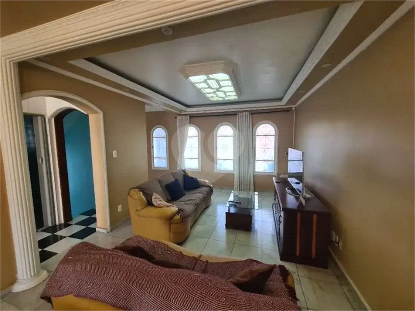 Sobrado com 4 Quartos e 4 banheiros à Venda -337 m² por R$ 850.,000 -- Jardim Vivan,-Jaraguá, São Paulo - SP