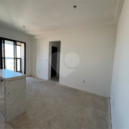 Apartamento no IRINEU MASSARI á venda