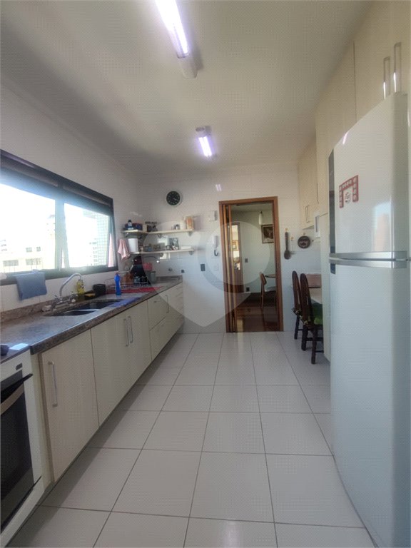 Apartamento à venda com 4 quartos, sendo 3 suítes, em Aclimação, São Paulo, SP