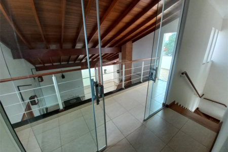Sobrado no Damha I .