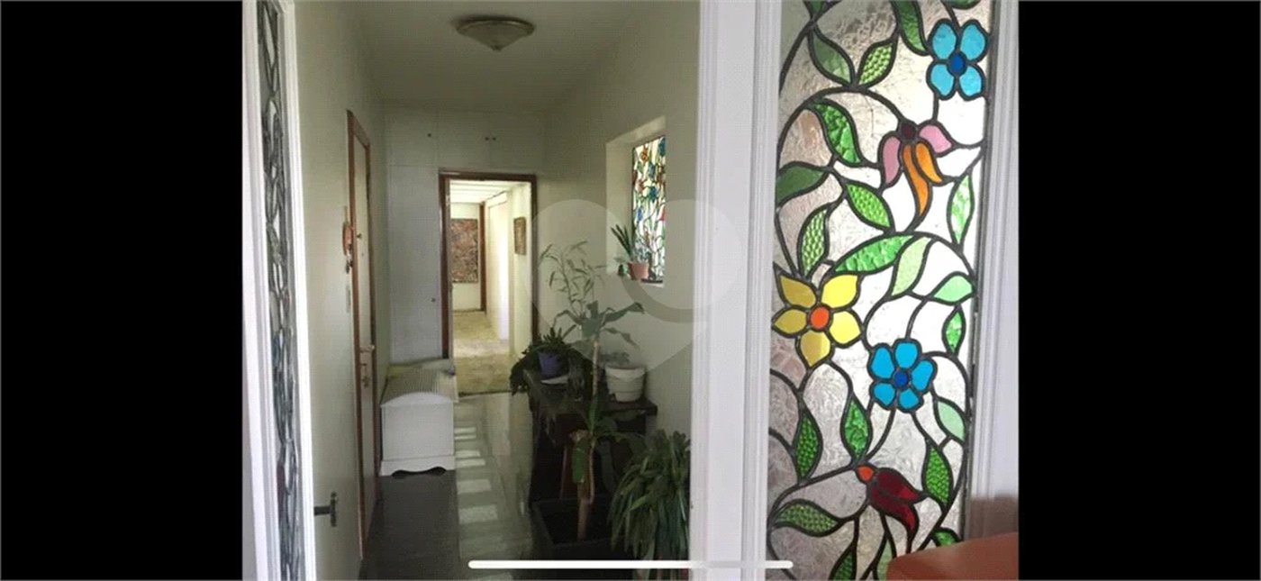 Lindo apartamento em ótima localização na Mooca!