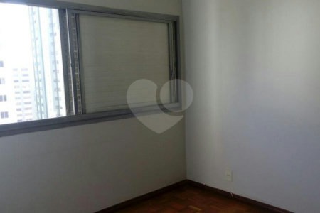 Apartamento 3 quartos - 1 suite - Campo Belo