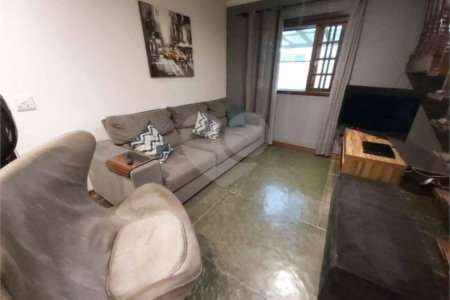 Casa à venda no Condomínio Vista Alegre Sede em Vinhedo/SP