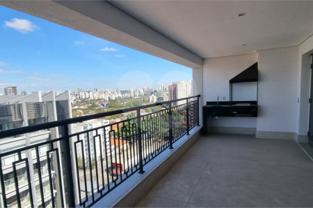 Apartamento com 3 quartos à venda em Moema, São Paulo - SP