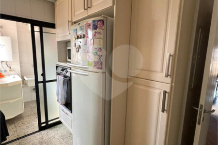 Apartamento à venda com 2 suítes em Campo Belo, São Paulo, SP