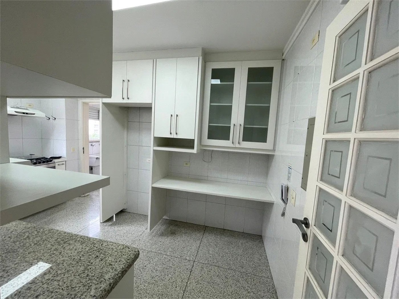 Apartamento à venda ou para alugar com 3 suítes em Morumbi, São Paulo, SP