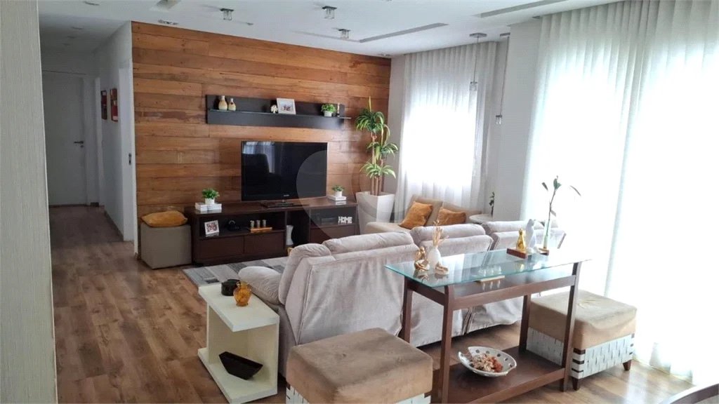 Apartamento a venda no Ipiranga com 3 dormitórios e 2 vagas com 115m² Aceita e estuda Permuta.