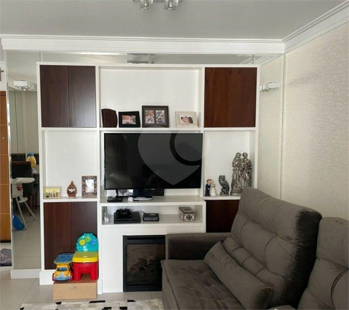 Apartamento à venda com 3 quartos, sendo 1 suíte, em Jardim Prudência, São Paulo, SP