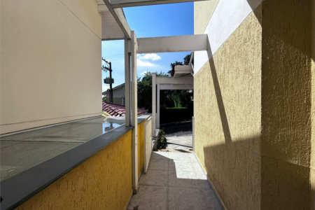 Casa à venda com 3 quartos, sendo 1 suíte,  no condomínio Villagio da Granja, Cotia - SP