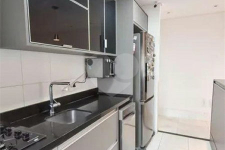 Apartamento no Ipiranga de 94m2 com 2 dorms, 1 suíte, 3 banheiros, 2 vagas. Estuda permuta.